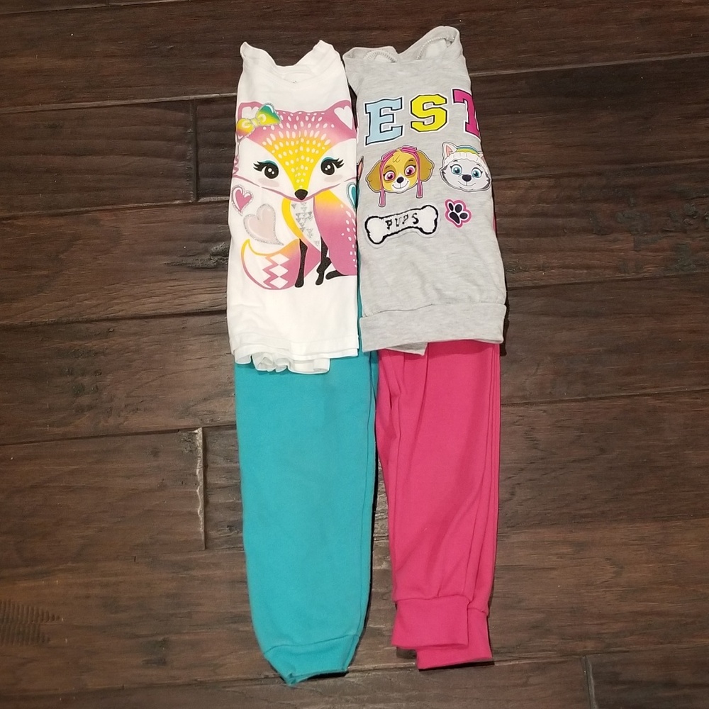 Paw Patrol  Sweat Pants and Shirt Bundle Size 4T